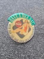 Coca cola 100 jaar en FNV speld, Verzamelen, Speldjes, Pins en Buttons, Ophalen of Verzenden, Gebruikt, Merk, Speldje of Pin