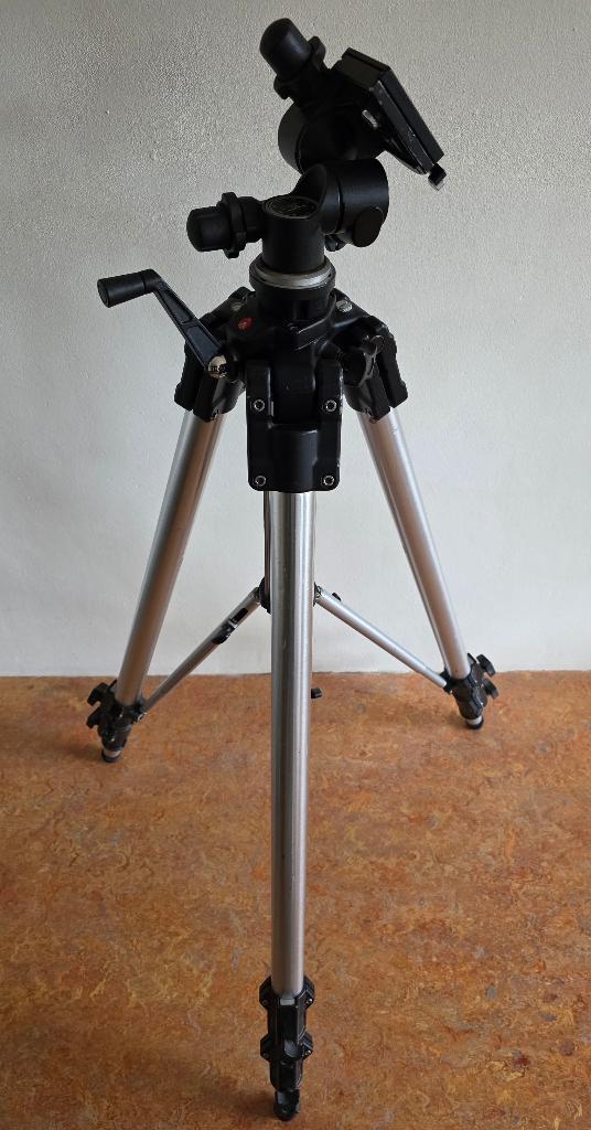 Manfrotto 161MK2 statief + Manfrotto 410 Junior Geared Head, Audio, Tv en Foto, Fotografie | Statieven en Balhoofden, Gebruikt
