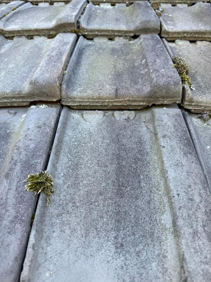 Tuille du nord dak en kantpannen en 2 st dakramen, Doe-het-zelf en Verbouw, Dakpannen en Dakbedekking, Dakpannen, Steen of Klei