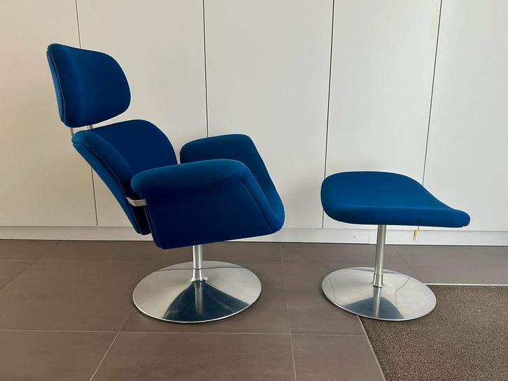 Artifort Big Tulip met poef - Pierre Paulin, Huis en Inrichting, Fauteuils, Zo goed als nieuw, Metaal, Stof, 75 tot 100 cm, 75 tot 100 cm