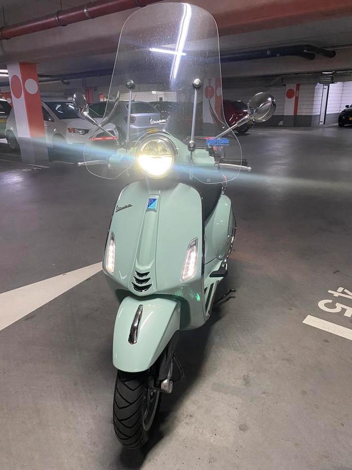 Vespa primivera 2024, Fietsen en Brommers, Scooters | Vespa, Zo goed als nieuw, Overige modellen, Ophalen