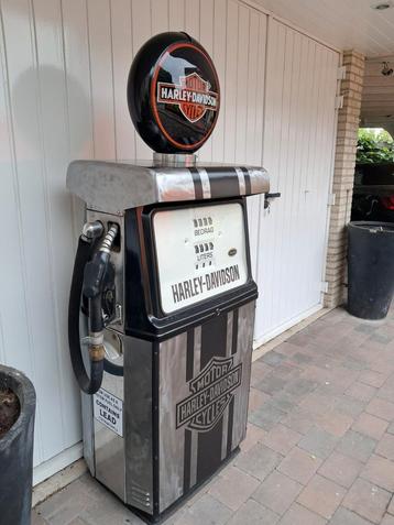 Leuke Harley Davidson Wayne Benzinepomp jaren 50e 60e beschikbaar voor biedingen