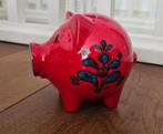 Spaarpot Varken- vintage- rood met blauw, Verzamelen, Spaarpotten, Ophalen, Zo goed als nieuw, Steen, Aardewerk of Keramiek, Dier