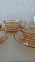 Franse Retro Vintage iets glim kop en schotels espresso, Huis en Inrichting, Keuken | Servies, Ophalen of Verzenden, Porselein