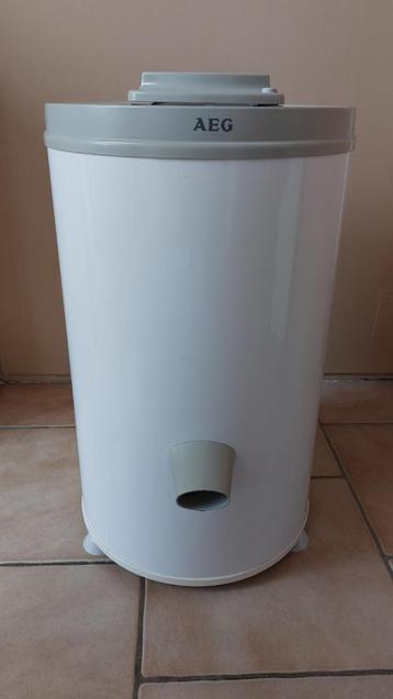 Vintage AEG centrifuge jaren 70 beschikbaar voor biedingen