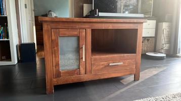 Tv/platenspeler kast/meubel beschikbaar voor biedingen