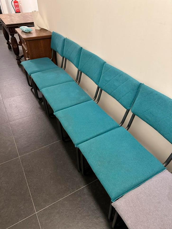 12 Gebruikte stoelen - prima staat, Huis en Inrichting, Stoelen, Gebruikt, Vijf, Zes of meer stoelen, Stof, Overige kleuren, Ophalen