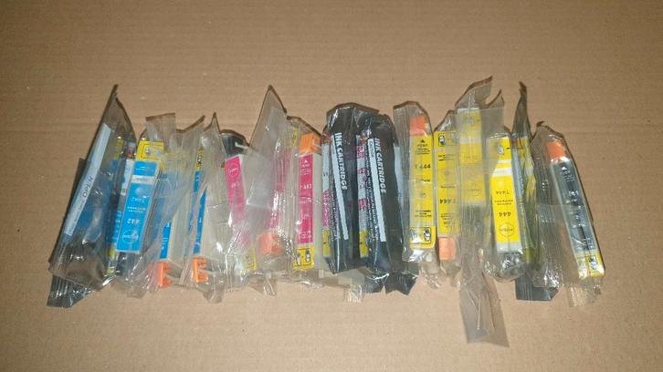 Nieuwe Epson inkt cartridges T0441 --T0442 - T0443 en T0444, Computers en Software, Printerbenodigdheden, Nieuw, Cartridge, Ophalen of Verzenden