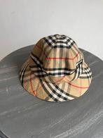 vintage burberry hoedje ruit maat L, Kleding | Dames, Hoeden en Petten, Verzenden, Hoed, Zo goed als nieuw, Burberry