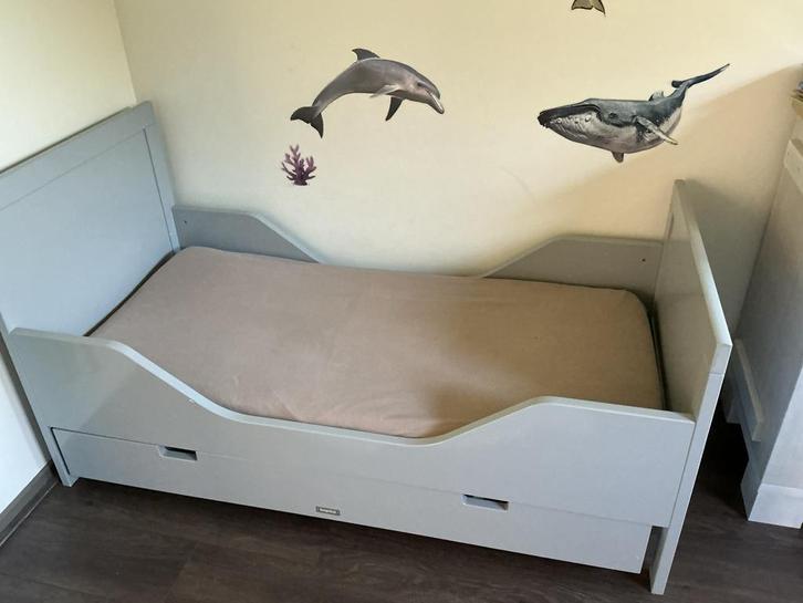 Bopita peuterbed grijs met lade 140x70, Kinderen en Baby's, Kinderkamer | Bedden, Gebruikt, 140 tot 160 cm, 70 tot 85 cm, Lattenbodem