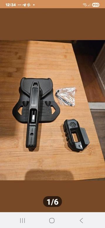 TRX holster beschikbaar voor biedingen
