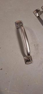 Handgrepen 175 mm vernikkelde messing met schroefjes, Doe-het-zelf en Verbouw, Ophalen of Verzenden, Gebruikt, 100 tot 250 mm