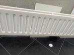 Radiator werkt prima, Doe-het-zelf en Verbouw, Verwarming en Radiatoren, Radiator, Ophalen of Verzenden, Zo goed als nieuw, 80 cm of meer