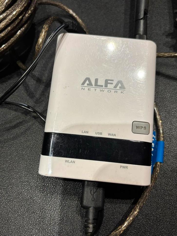 Wifi Camp Pro 2 V2 - Goede Staat, Computers en Software, Accesspoints, Zo goed als nieuw, Ophalen of Verzenden