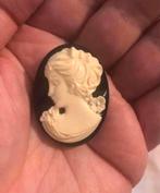 Broche speld cameo creme vrouwen hoofd, Sieraden, Tassen en Uiterlijk, Broches, Verzenden, Nieuw, Zwart, Overige materialen