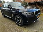 BMW iX3 High Executive Donkerblauw, Auto's, BMW, Origineel Nederlands, Te koop, 5 stoelen, 750 kg