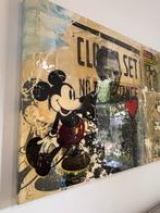 Ronald Chapeau Kunstwerk, Ophalen