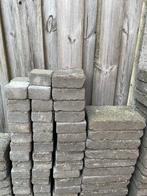 Cement Bricks/Slabs, Zo goed als nieuw, Ophalen