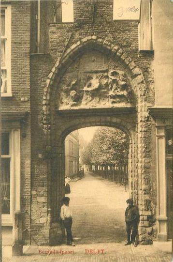 (380-835-007) Delft Begijnhofpoort beschikbaar voor biedingen
