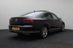 Volkswagen Passat 2.0 TSI R-Line Business + 2020 | Navigatie, Auto's, Volkswagen, Stof, 1984 cc, Origineel Nederlands, Sedan
