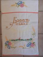 Vintage geborduurd handdoekenrek doek Arbeid Adelt, Ophalen of Verzenden, Gebruikt, Overige typen