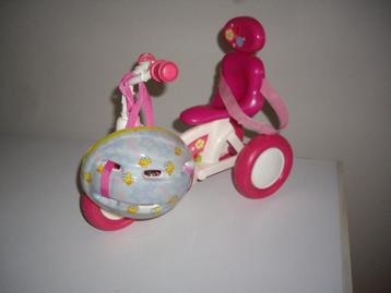 baby born fiets met helm beschikbaar voor biedingen