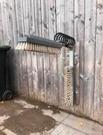 Borstel voorpaarden om tegen te schuren vaste prijs € 50,00, Ophalen, Gebruikt, Overige soorten