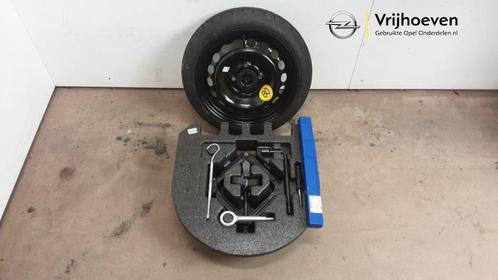 Krikset + reservewiel van een Opel Karl (Karl 15-), Auto-onderdelen, Overige Auto-onderdelen, Opel, Gebruikt, 3 maanden garantie