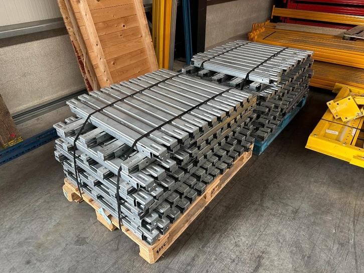diepteliggers 80, Doe-het-zelf en Verbouw, Metalen, Gebruikt, IJzer, Ophalen of Verzenden