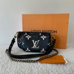 Louis Vuitton multi pochette bicolour empreinte schoudertas, Sieraden, Tassen en Uiterlijk, Tassen | Schoudertassen, Overige merken