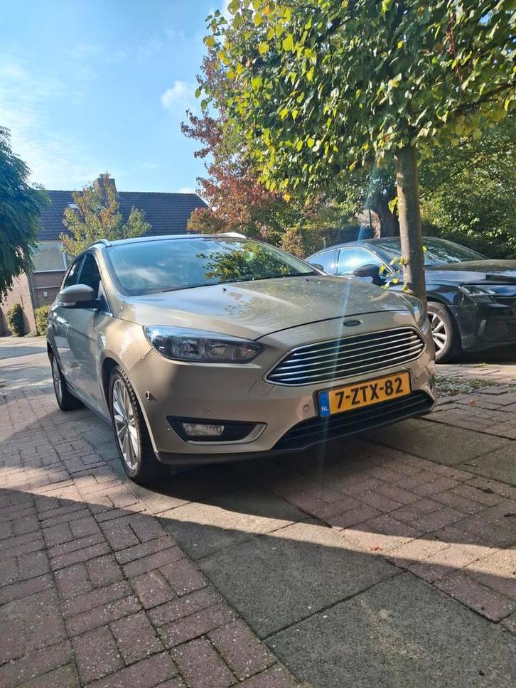 Ford Focus 1.0 Ecoboost 125pk 2015 Grijs, Auto's, Ford, Particulier, Focus, ABS, Airbags, Airconditioning, Boordcomputer, Centrale vergrendeling