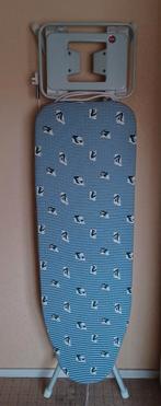 Mooie brede strijkplank, Ophalen, Zo goed als nieuw