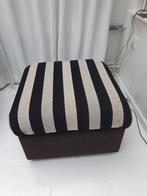 Poef, Huis en Inrichting, Ophalen of Verzenden, Zo goed als nieuw, 50 tot 75 cm, 50 tot 75 cm