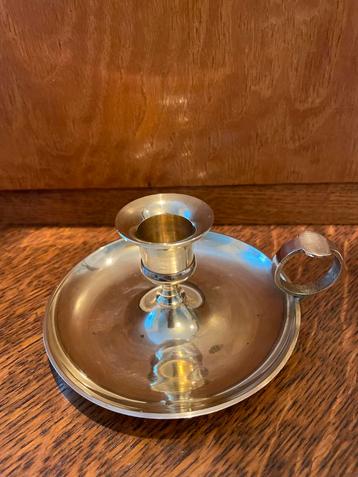 Vintage koperen Kandelaar beschikbaar voor biedingen