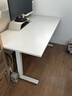 Wit zit/sta bureau in hoogte verstelbaar, Huis en Inrichting, Ophalen, In hoogte verstelbaar, Zo goed als nieuw