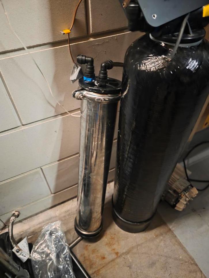 Water ontharder harsfles en harskorrels osmosewater, Witgoed en Apparatuur, Waterontharders, Gebruikt, Waterontharder met zout