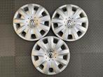 3 originele Volkswagen Golf, Caddy en Touran wieldop 15 inch, Auto diversen, Wieldoppen, Ophalen of Verzenden, Gebruikt