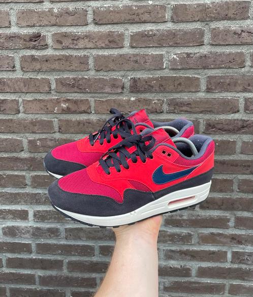 Nike Air Max 1 Red Crush, Kleding | Heren, Schoenen, Zo goed als nieuw, Sneakers of Gympen, Overige kleuren, Ophalen of Verzenden