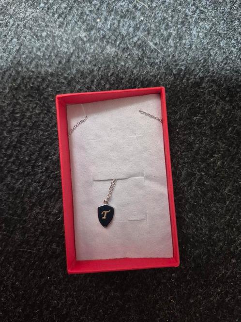 Nieuwe zilveren ketting 925 letter T op schild 45 cm np €40, Sieraden, Tassen en Uiterlijk, Kettingen, Zo goed als nieuw, Zilver