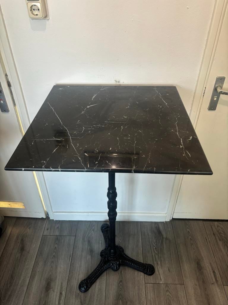 Statafel met zwart marmer blad, Ophalen, Zo goed als nieuw