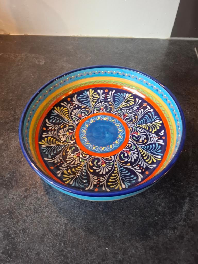 Gekleurde schaal met patroon, Ophalen, Rond, Glas