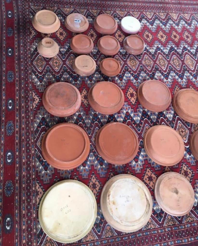 Oude terracotta onderzetters voor onder bloempotten, Tuin en Terras, Bloempotten, 25 tot 40 cm, Gebruikt, Rond, Ophalen of Verzenden
