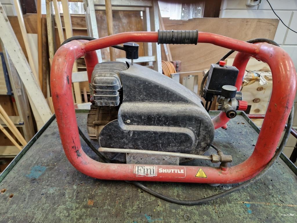 Draagbare compressor Fini Shuttle, Doe-het-zelf en Verbouw, Compressors, Ophalen, Gebruikt, 6 tot 10 bar, Minder dan 200 liter/min