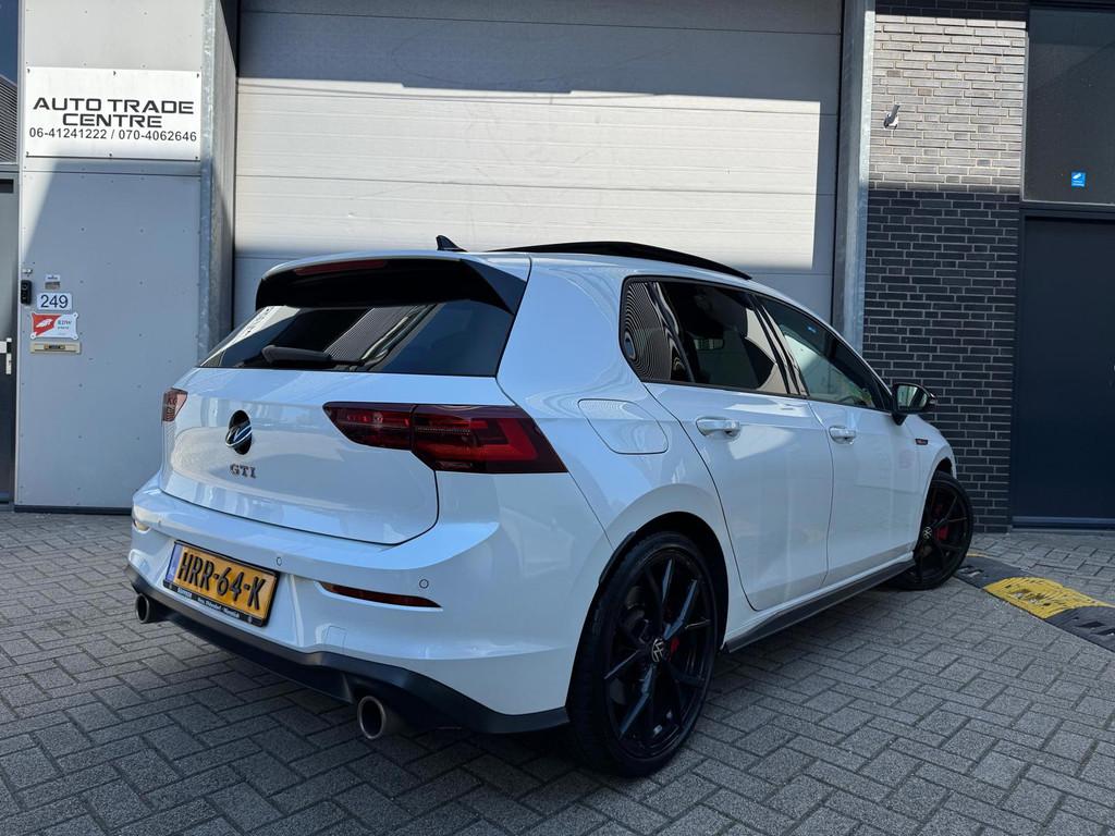 Volkswagen GOLF 2.0 TSI GTI [ Pano | IQ.Light | H&K | 19" |, 4 cilinders, 1984 cc, Wit, Bedrijf