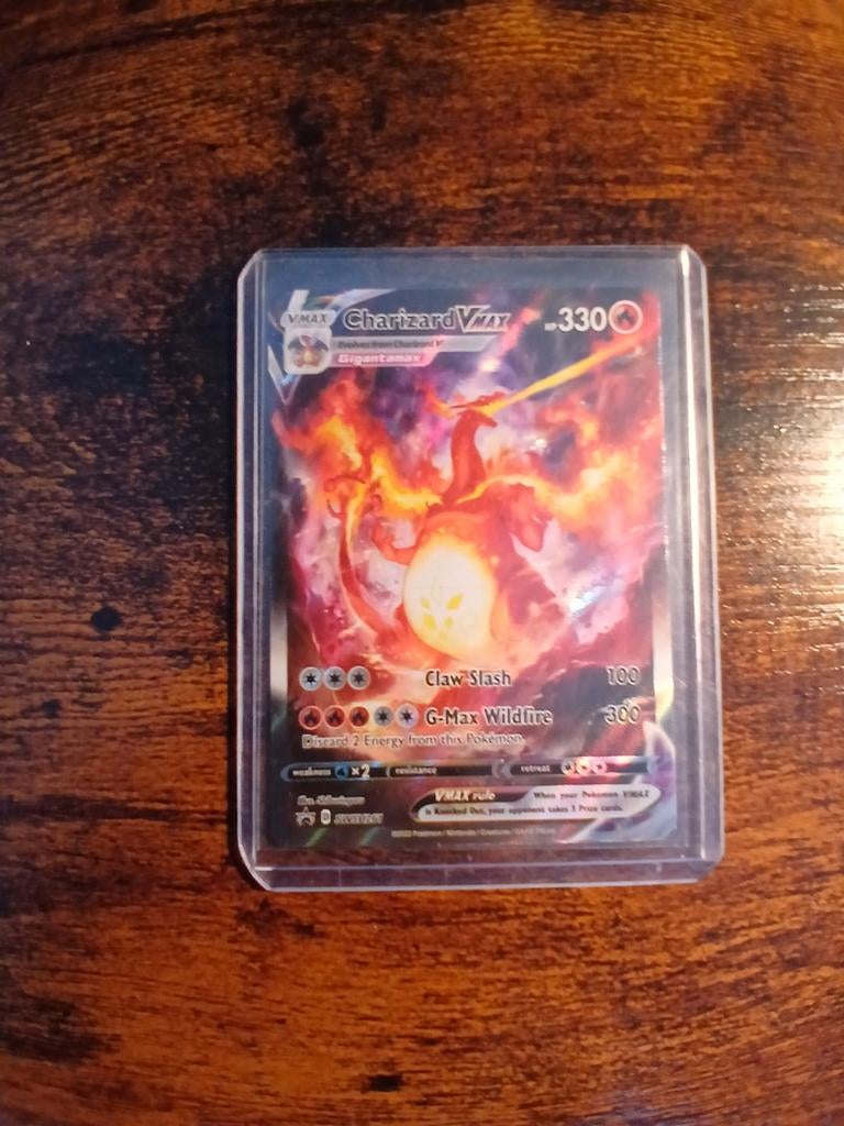 Charizard vmax, Verzenden, Zo goed als nieuw, Losse kaart, Foil