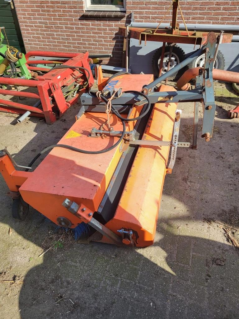 Veegmachine, Tuin en Terras, Veegmachines, Ophalen of Verzenden