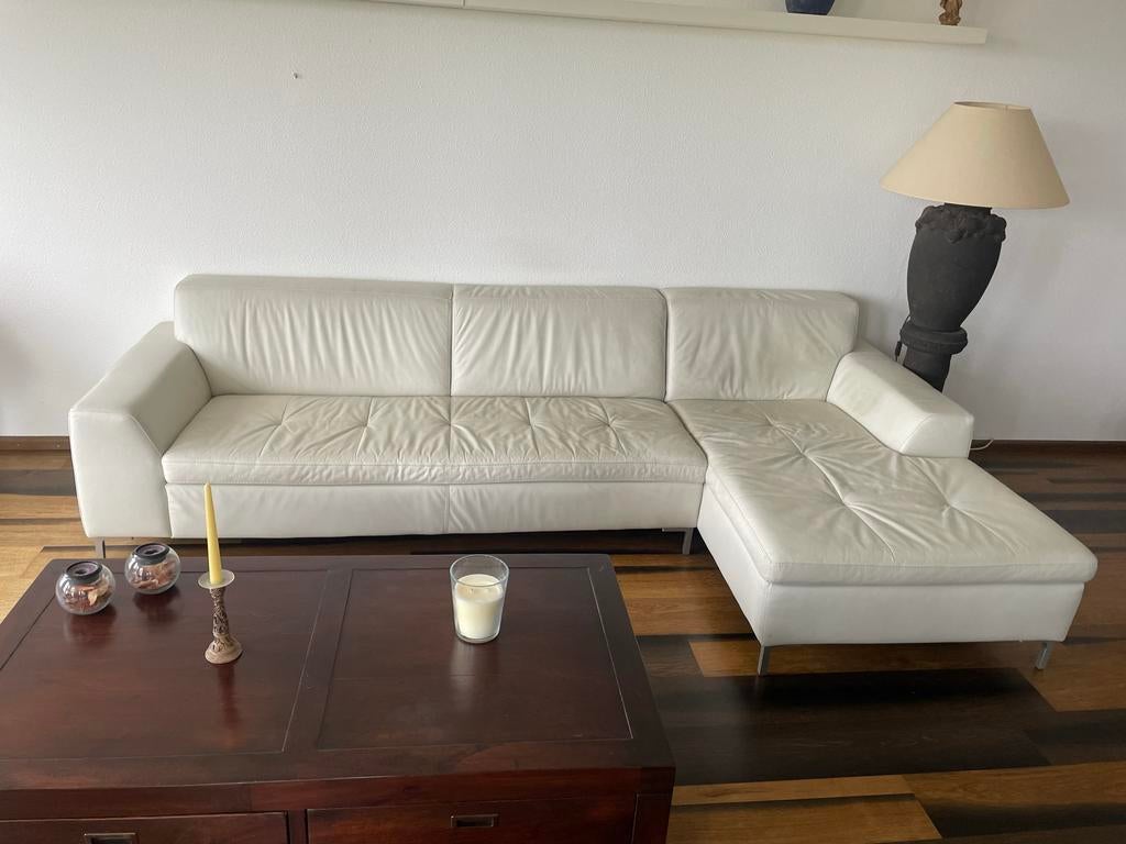Witte lederen Natuzzi hoekbank - Tegen elk aannemelijk Bod, Huis en Inrichting, Banken | Bankstellen, Ophalen, 250 tot 300 cm