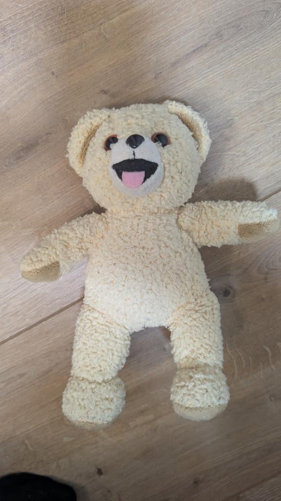 Robijn beertje, Kinderen en Baby's, Speelgoed | Knuffels en Pluche, Geel, Beer, Ophalen of Verzenden, Zo goed als nieuw