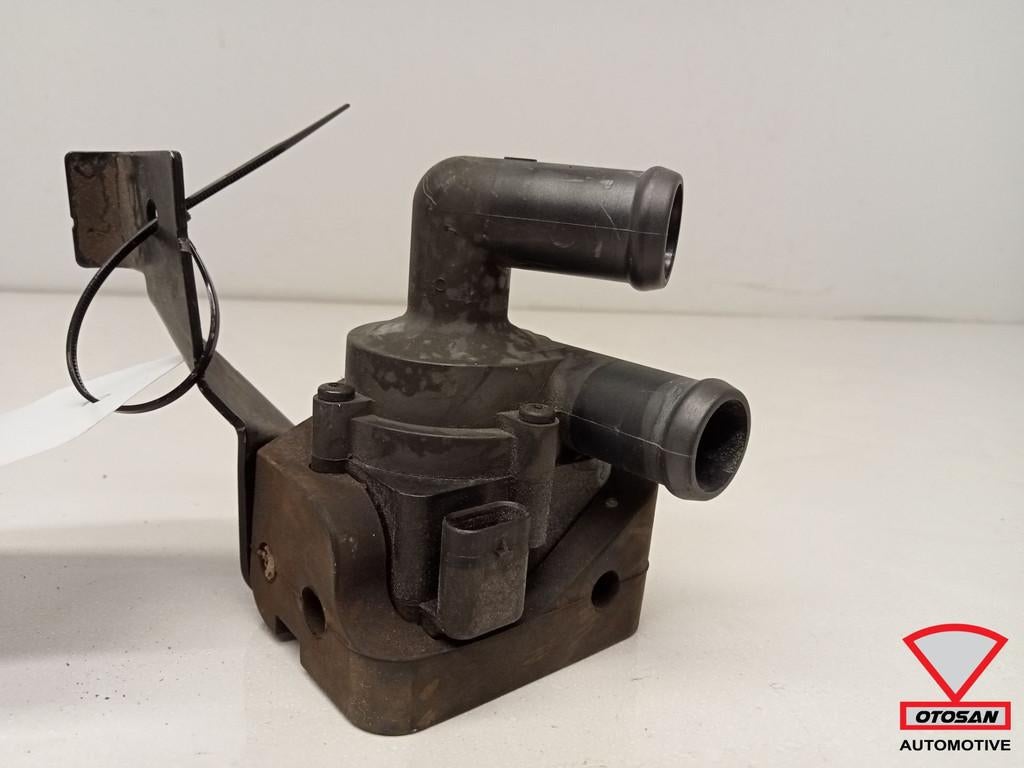BMW 5 6 7 Serie F10 F13 F01 Extra Waterpomp 64119239313, Petuelring 130
80788  Munich, DE, Gebruikt, Info@bmw.de, Ophalen of Verzenden