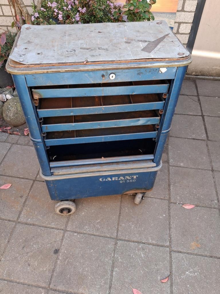 Garant gereedschapskar ( zonder gereedschap, Ophalen, Gebruikt